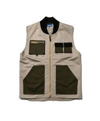 Tonal Multi Pocket Vest Gray