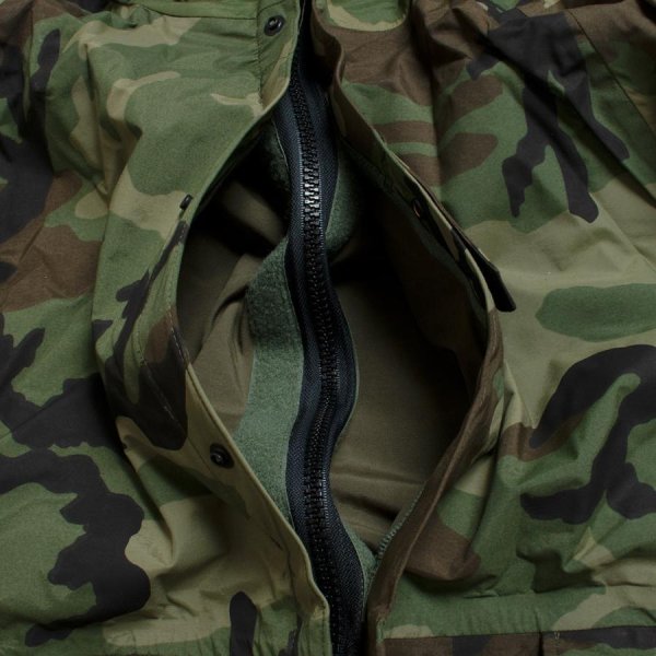 画像8: [DEAD STOCK]US ARMY ECWCS Gen1 GORE-TEX Parka 90s 中期型 Woodland Camo (8)